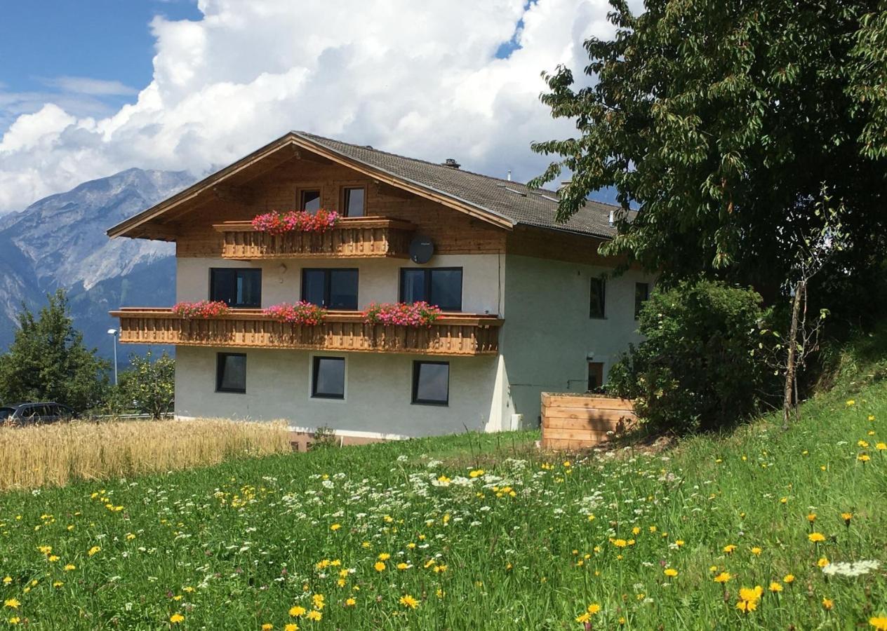Apartment Wiesenhof - Natur & Weitblick Ueber Innsbruck - Ladestation Fuer Elektroautos Bagian luar foto