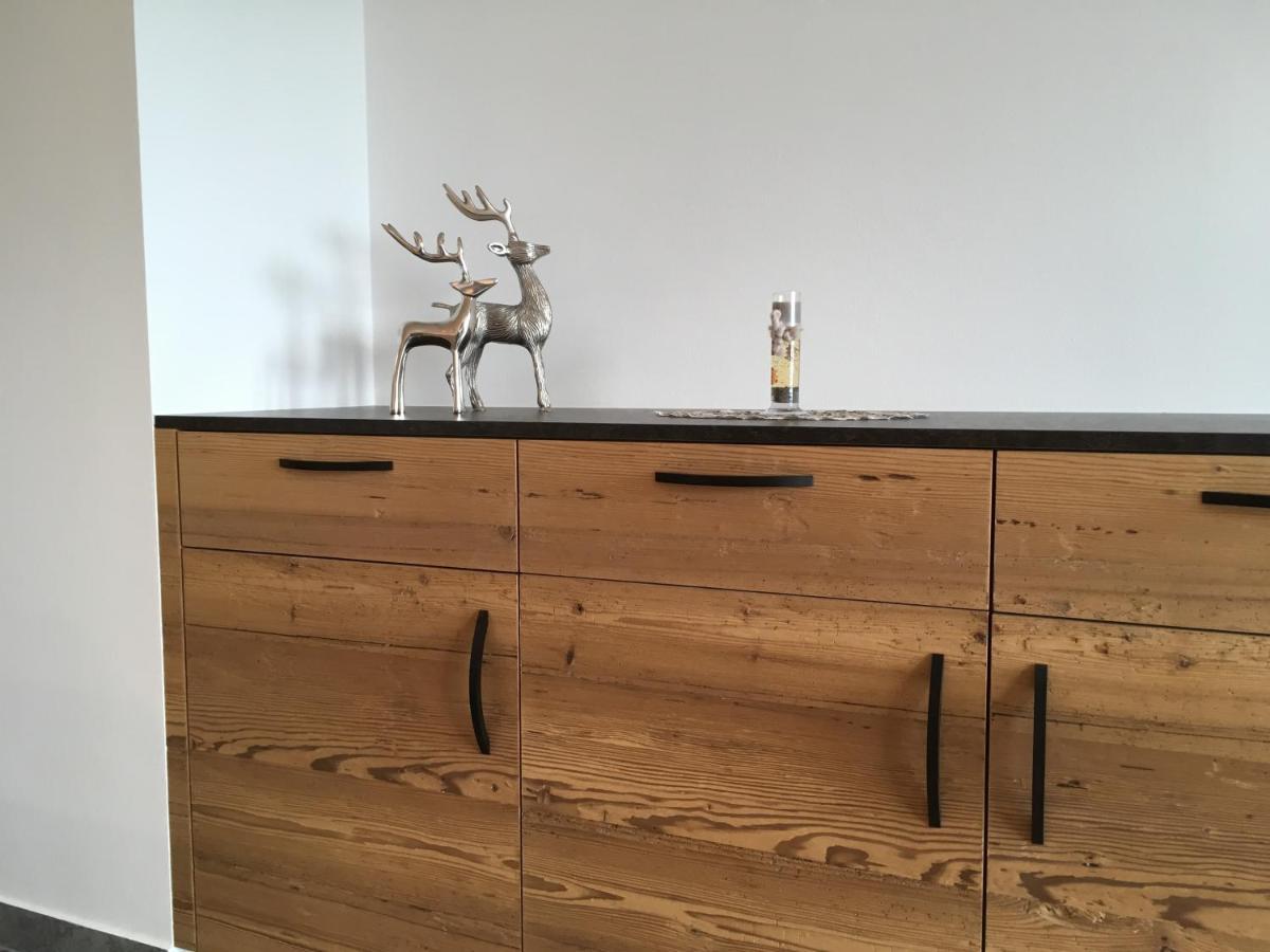 Apartment Wiesenhof - Natur & Weitblick Ueber Innsbruck - Ladestation Fuer Elektroautos Bagian luar foto